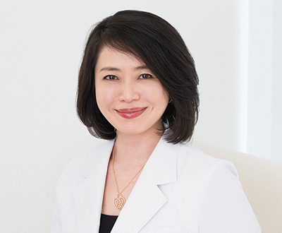 小柳 衣吏子先生