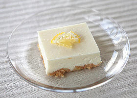 レモンヨーグルトケーキ